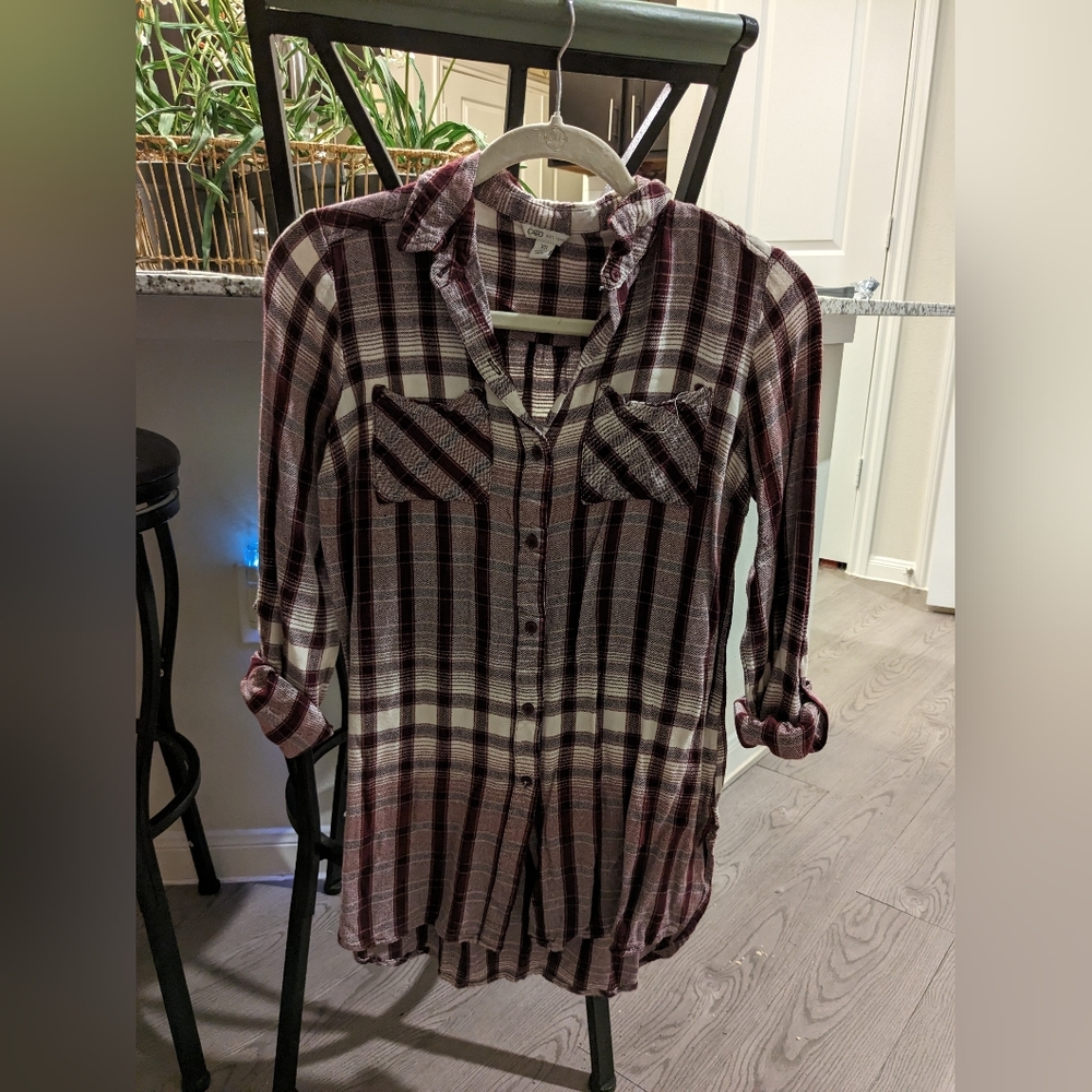 Long sleeve plaid button down